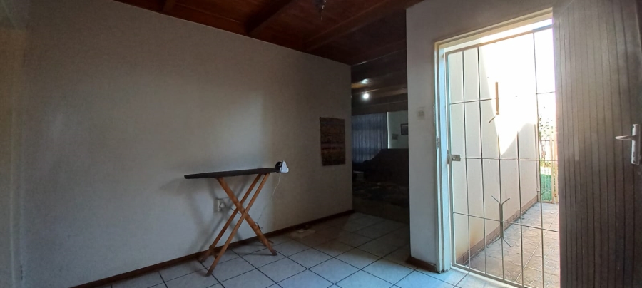 3 Bedroom Property for Sale in Roosheuwel North West